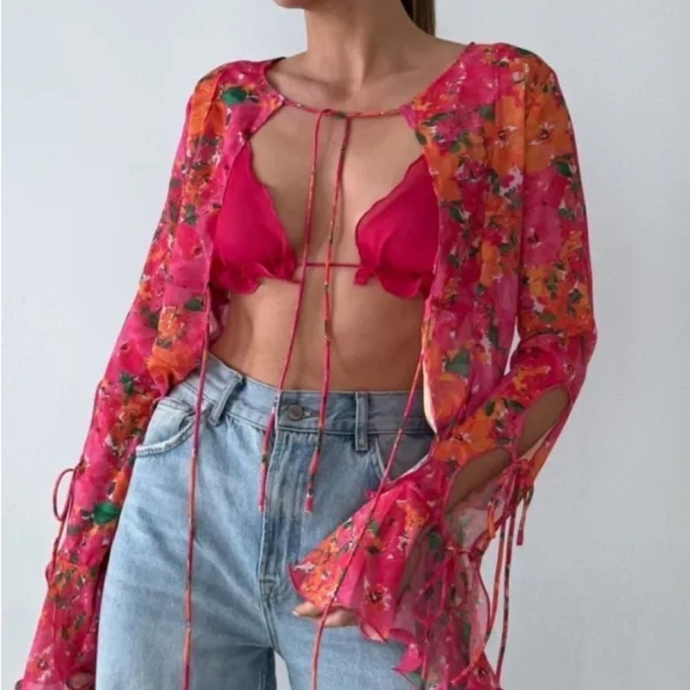 RUMORED East End Top